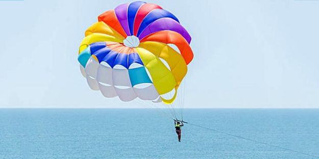 parasailing (3)